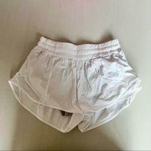 Lululemon hotty hot short 4